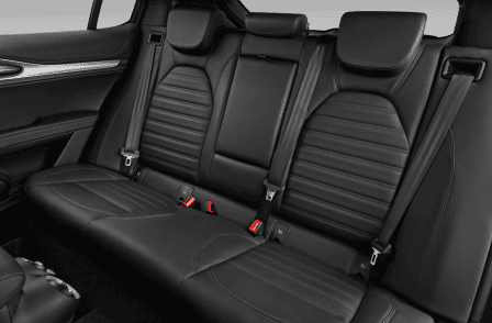 alfaromeo_23stelvioq4velocesu1rb_rearseat