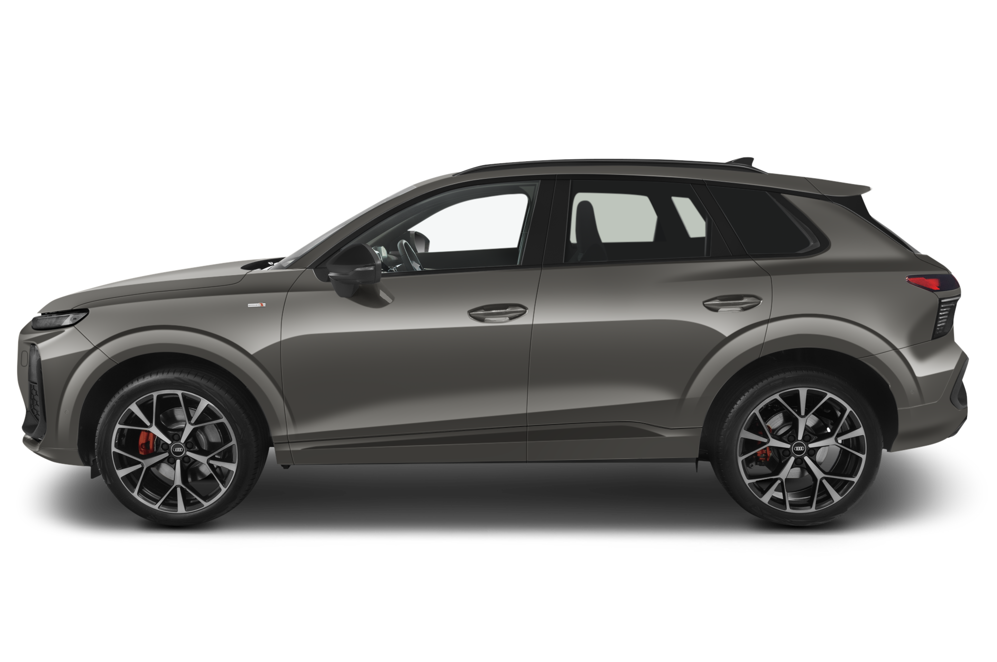 audi-q3-plug-in-hybrid-lato