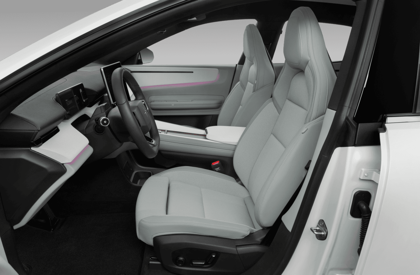 polestar-4-interni-anteriore-sedili